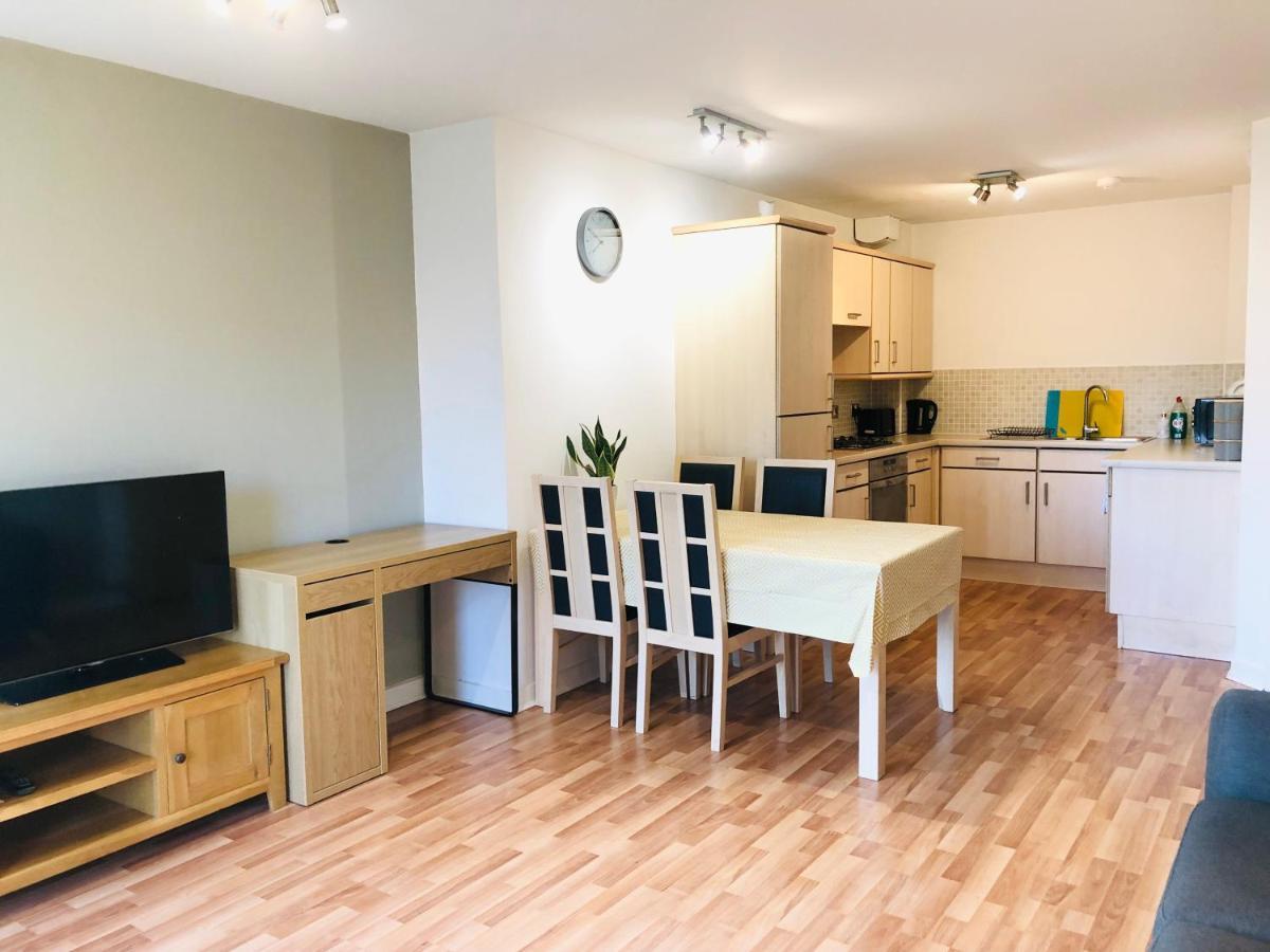 Modern Spacious Retreat Full Fibre Wi-Fi & Free Parking Edinburgh Bagian luar foto