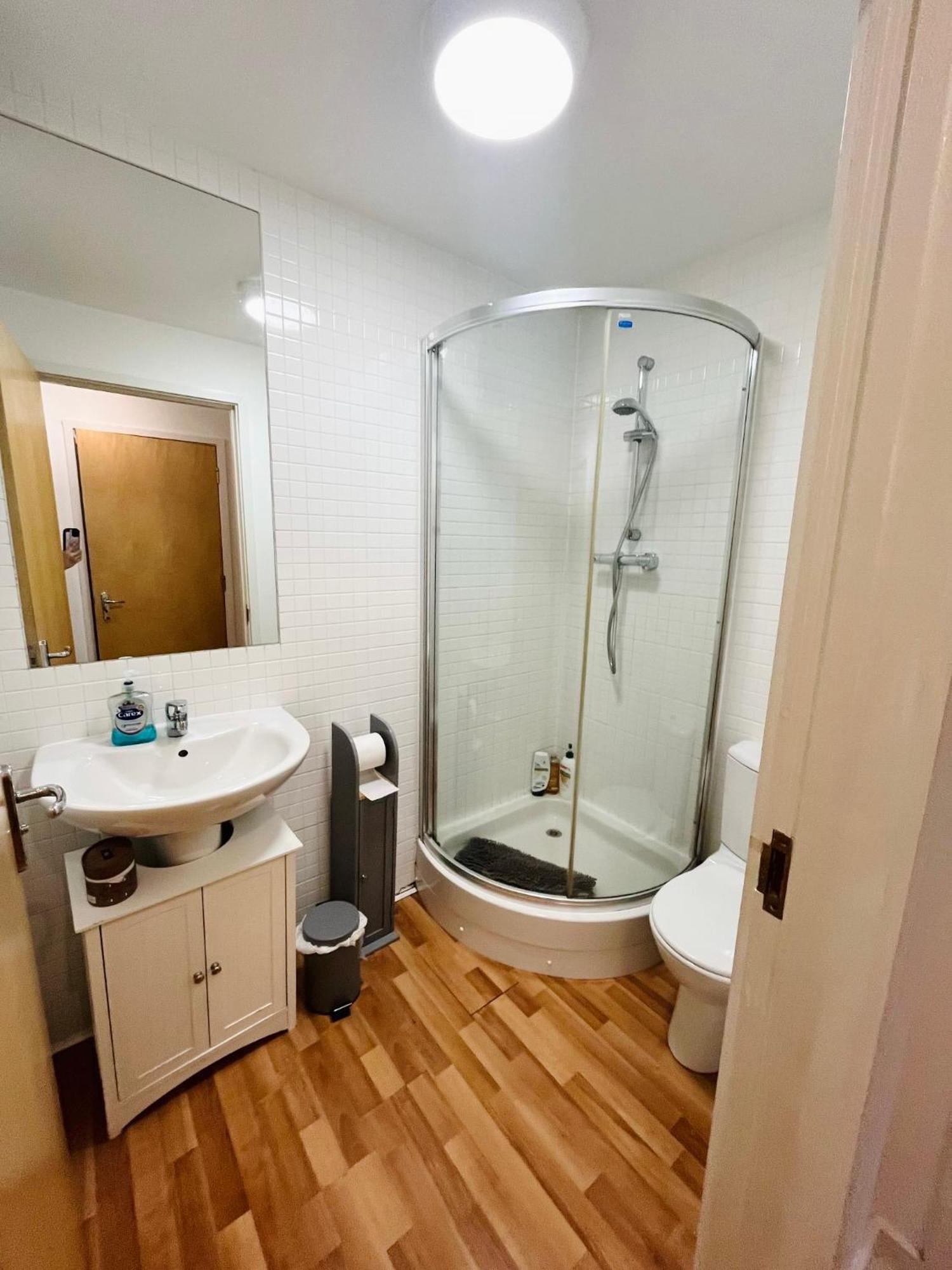 Modern Spacious Retreat Full Fibre Wi-Fi & Free Parking Edinburgh Bagian luar foto